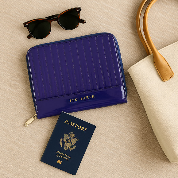 Ted Baker Quilted Patent Leather iPad Tablet Case Portfolio Purple Glossy - Picture 2 of 9